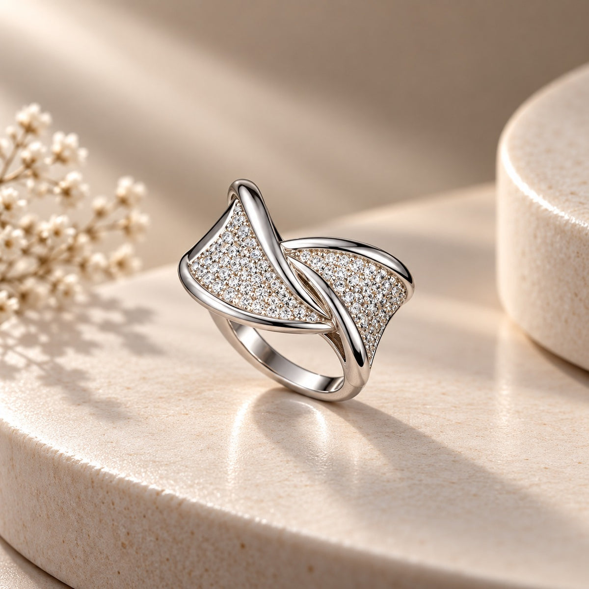 Celeste Leaf Ring